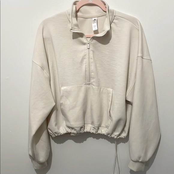 Yogalicious Scuba Nadia Quarter Zip oversized crop Jacket Off White Size Large - Picture 1 of 9